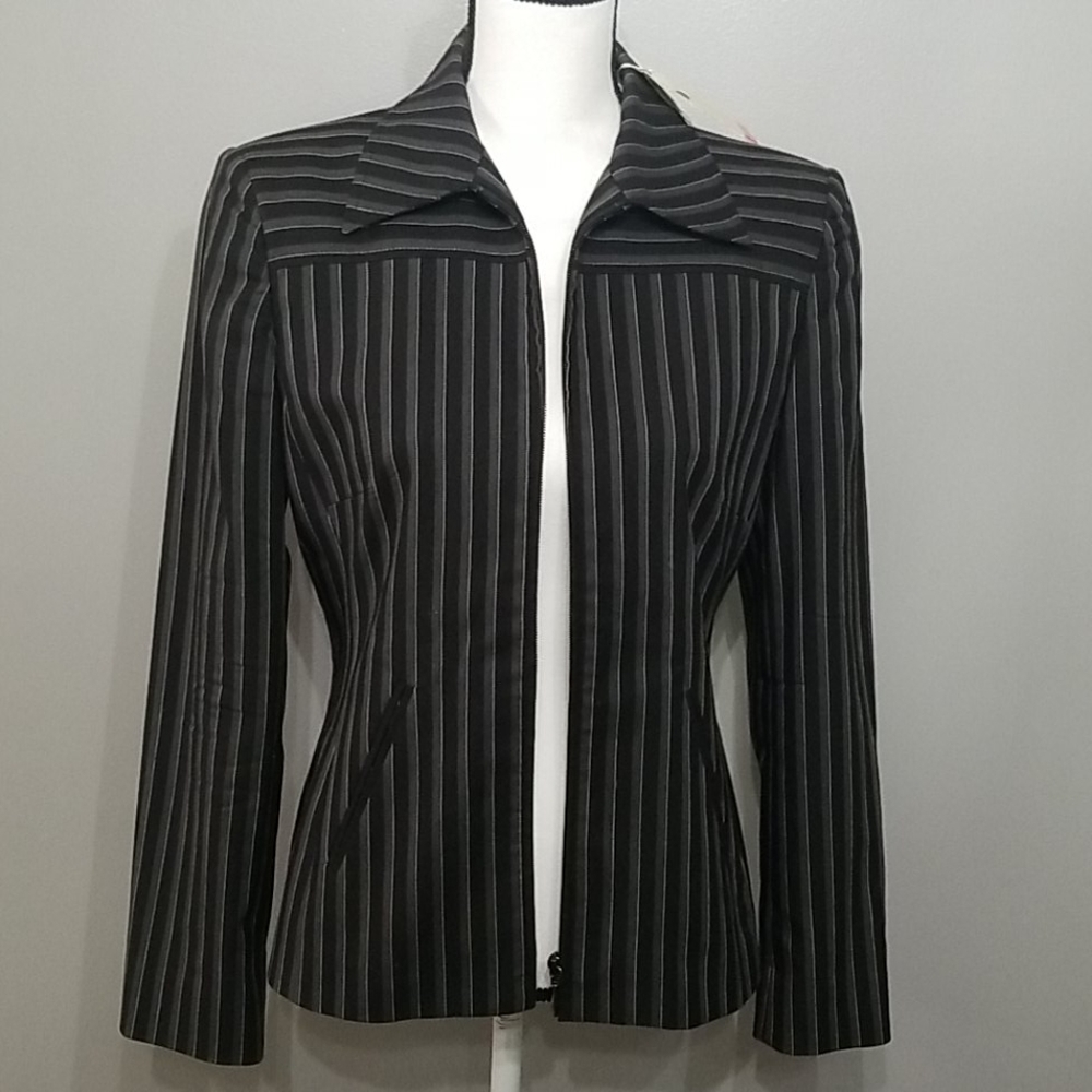 NIcola Striped Zip Up Blazer